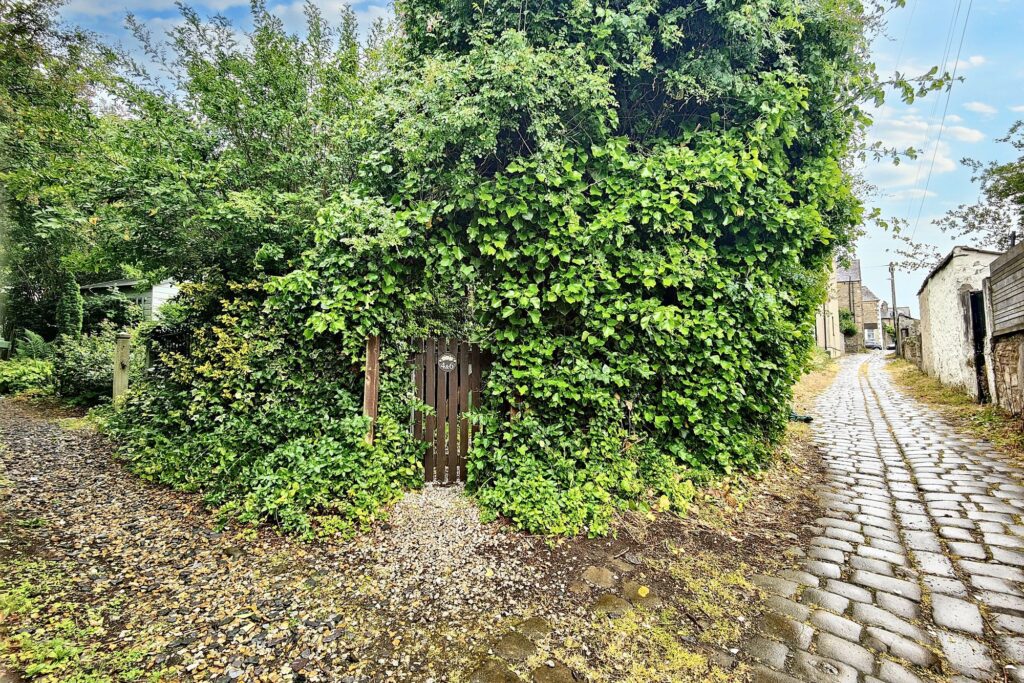 Cumberland View, Lancaster, LA1