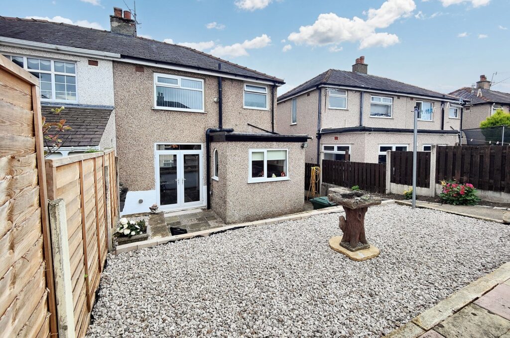 Ashton Drive, Lancaster, LA1