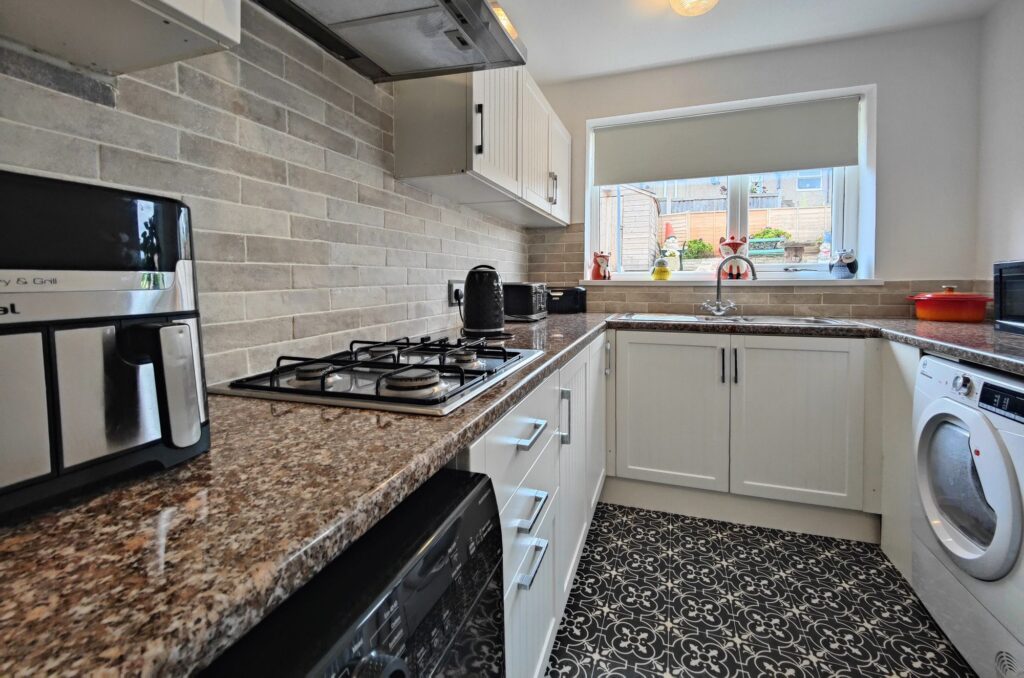 Ashton Drive, Lancaster, LA1